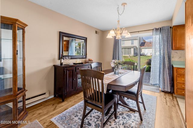 376 Stirling Drive 376A, Monroe, NJ 08831