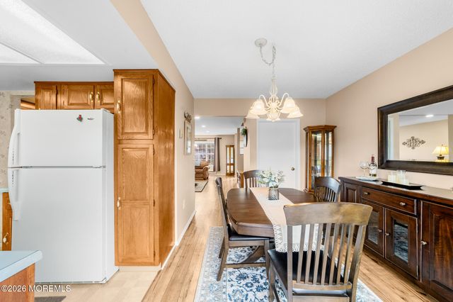 376 Stirling Drive 376A, Monroe, NJ 08831