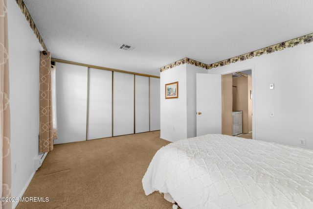 376 Stirling Drive 376A, Monroe, NJ 08831