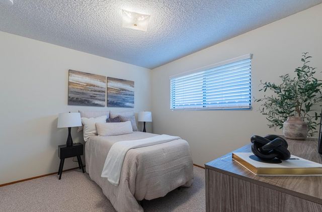 22810 Bravo Place, Salinas, CA 93908