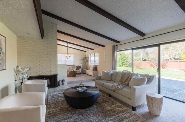 22810 Bravo Place, Salinas, CA 93908