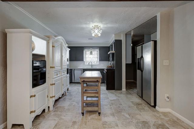 2408 NW 52nd Street, Oklahoma City, OK 73112