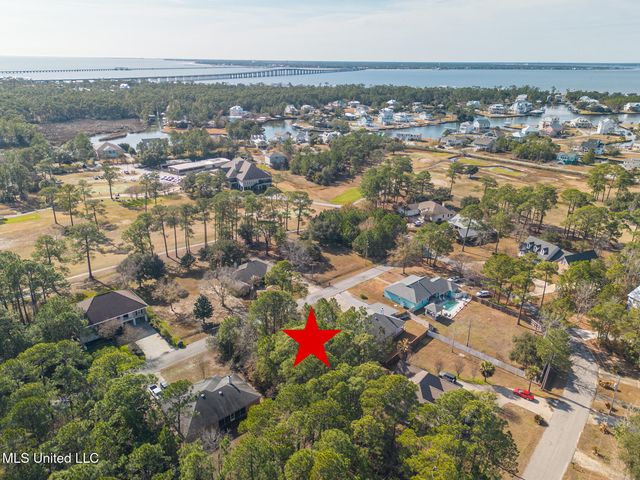 128 Country Club Drive, Pass Christian, MS 39571