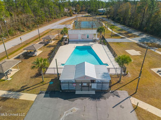 128 Country Club Drive, Pass Christian, MS 39571