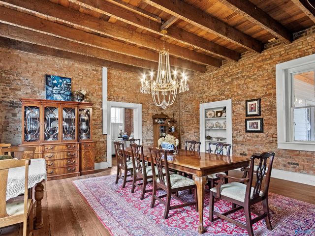 401 S Clinton Street, Athens, AL 35611