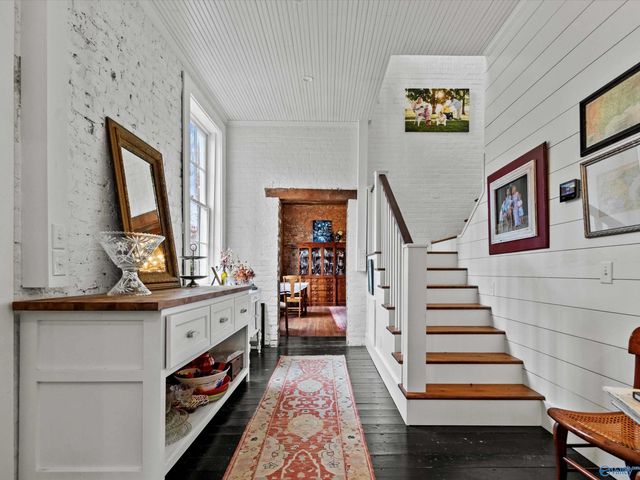 401 S Clinton Street, Athens, AL 35611
