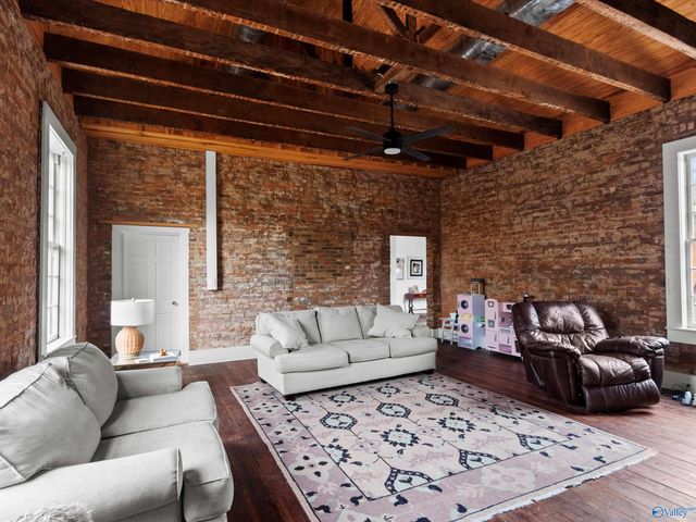 401 S Clinton Street, Athens, AL 35611