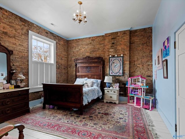 401 S Clinton Street, Athens, AL 35611