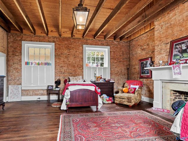 401 S Clinton Street, Athens, AL 35611