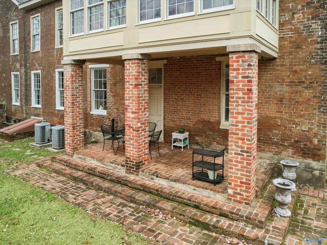401 S Clinton Street, Athens, AL 35611