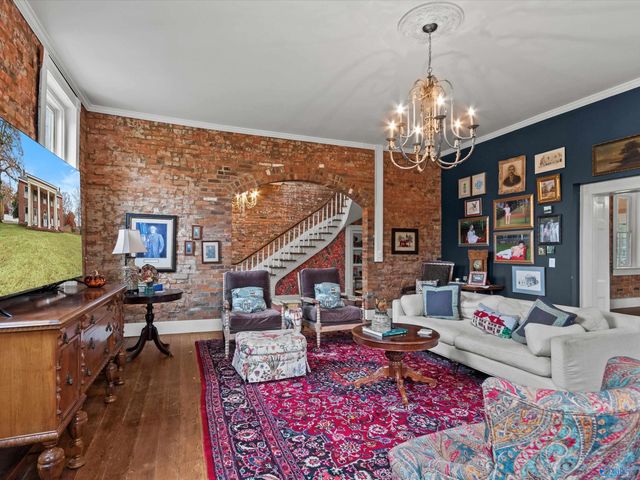 401 S Clinton Street, Athens, AL 35611