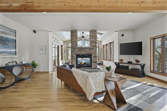 5018 Sunrise Ridge Trail, Middleton, WI 53562