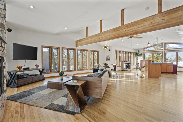 5018 Sunrise Ridge Trail, Middleton, WI 53562