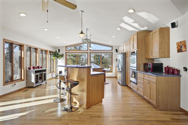 5018 Sunrise Ridge Trail, Middleton, WI 53562