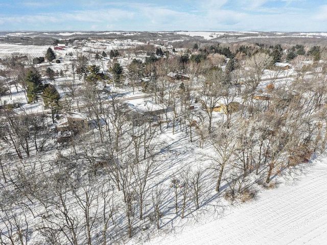 5018 Sunrise Ridge Trail, Middleton, WI 53562