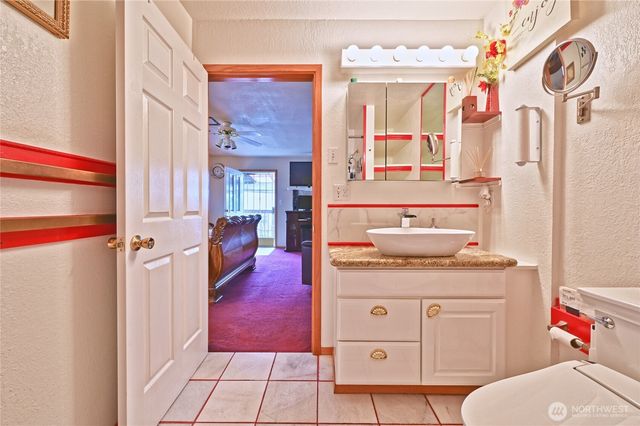 5402 S Cloverdale Street, Seattle, WA 98118