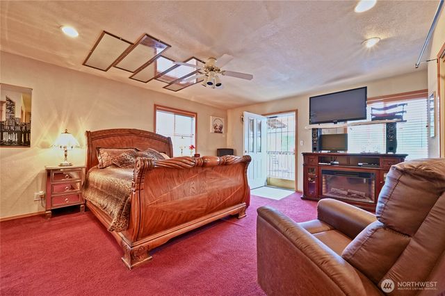 5402 S Cloverdale Street, Seattle, WA 98118