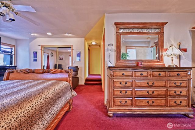 5402 S Cloverdale Street, Seattle, WA 98118