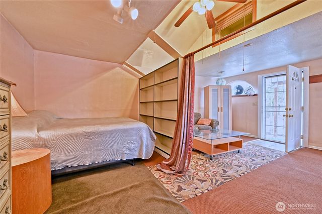 5402 S Cloverdale Street, Seattle, WA 98118