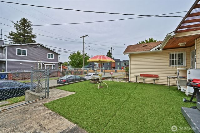 5402 S Cloverdale Street, Seattle, WA 98118