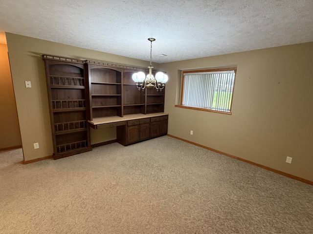 51 Newcastle Drive, Zeeland, MI 49464