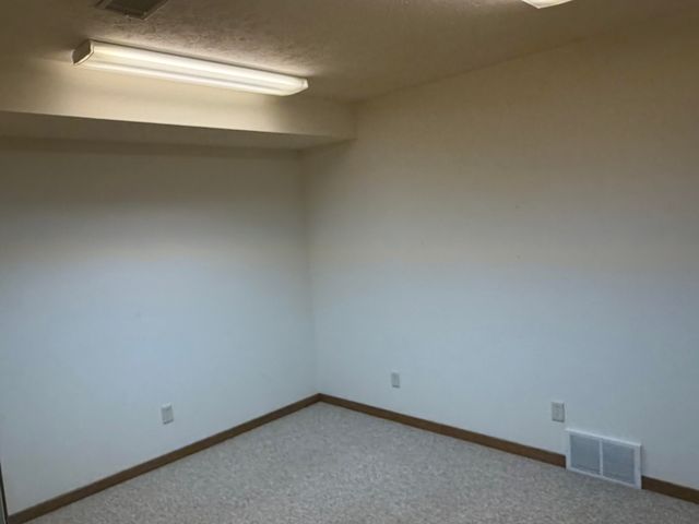 51 Newcastle Drive, Zeeland, MI 49464