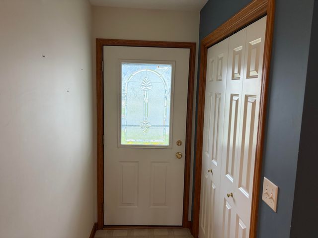 51 Newcastle Drive, Zeeland, MI 49464