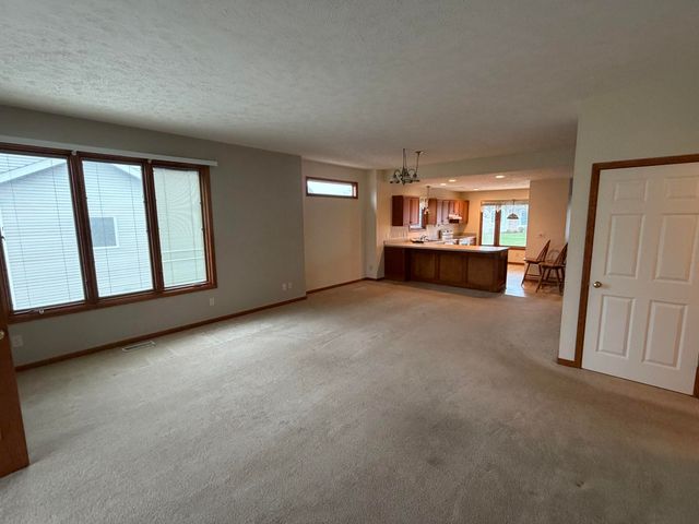 51 Newcastle Drive, Zeeland, MI 49464