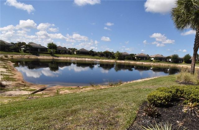 9440 Benvenuto CT 3-101, Naples, FL 34119