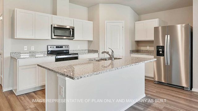 509 Harvest Lake Drive, Snook, TX 77878