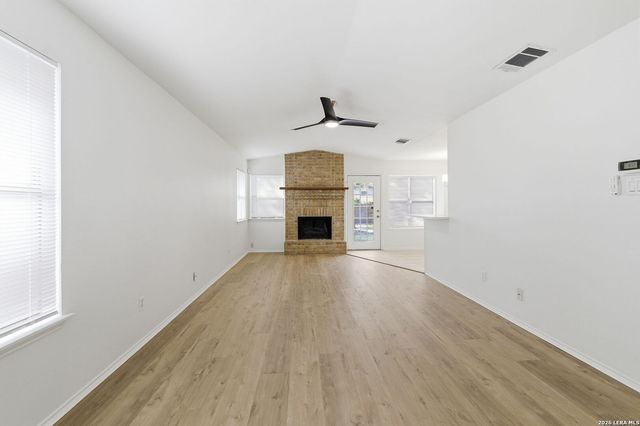 4411 Putting Green, San Antonio, TX 78217
