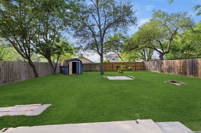 4411 Putting Green, San Antonio, TX 78217