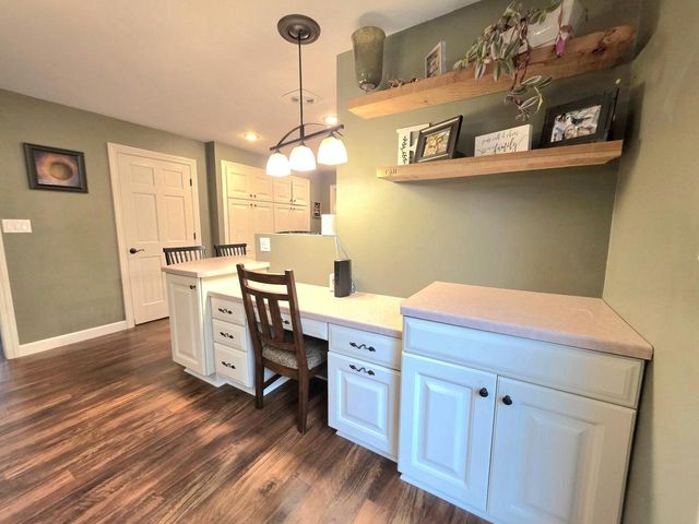 566 Riford ROAD, Neenah, WI 54956