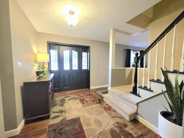 566 Riford ROAD, Neenah, WI 54956