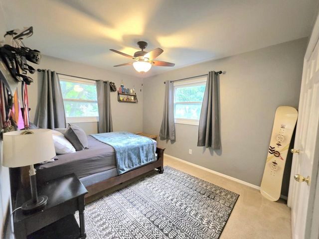 566 Riford ROAD, Neenah, WI 54956