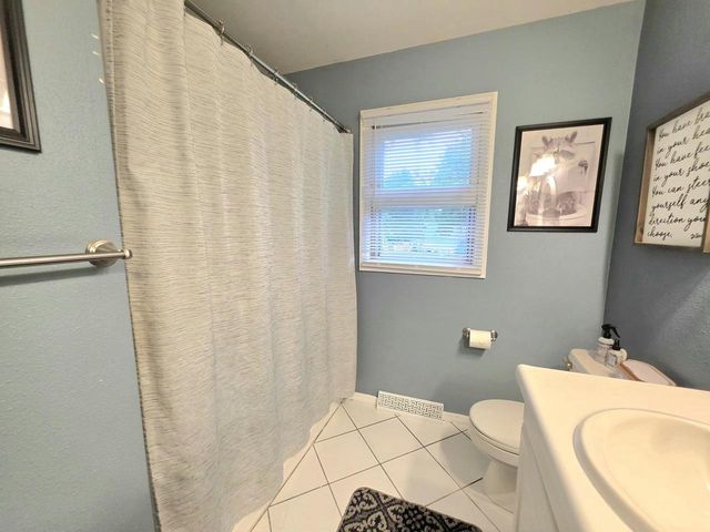 566 Riford ROAD, Neenah, WI 54956