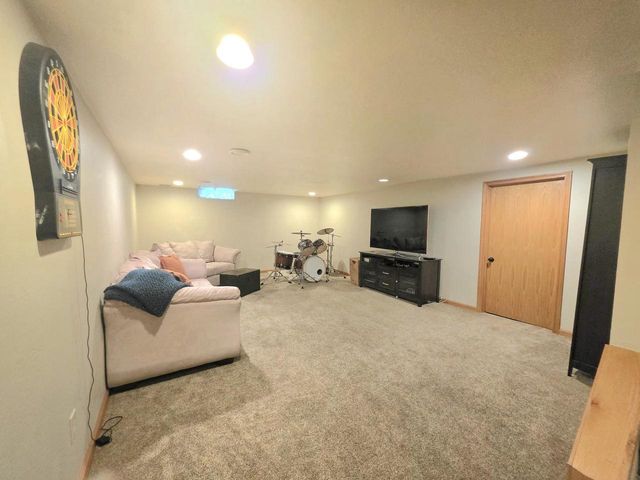 566 Riford ROAD, Neenah, WI 54956