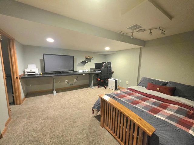 566 Riford ROAD, Neenah, WI 54956