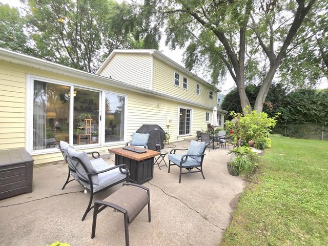 566 Riford ROAD, Neenah, WI 54956