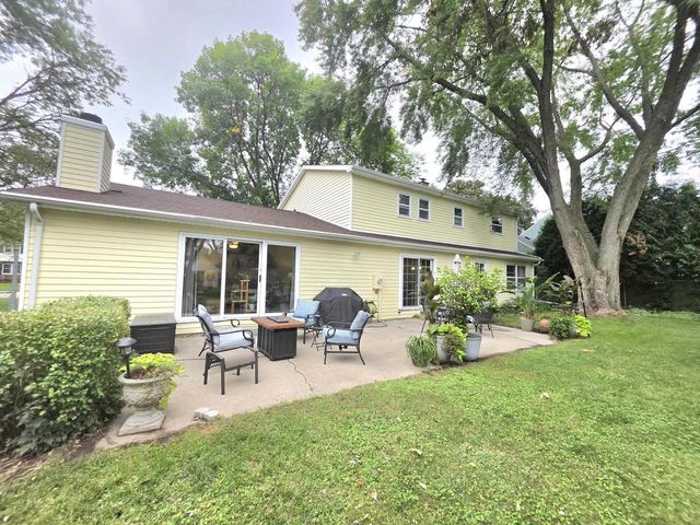 566 Riford ROAD, Neenah, WI 54956