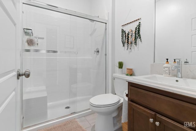3407 Trail River Lane, Shafter, CA 93263