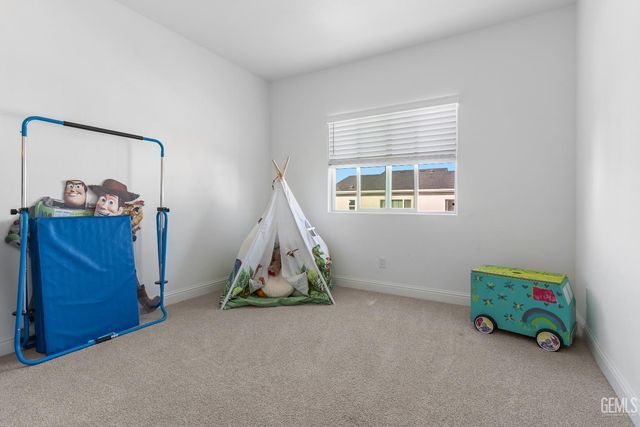 3407 Trail River Lane, Shafter, CA 93263