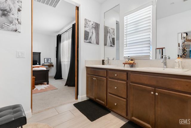 3407 Trail River Lane, Shafter, CA 93263