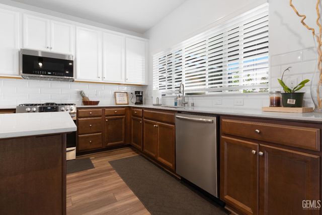 3407 Trail River Lane, Shafter, CA 93263