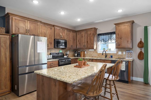 1106 S Swift Avenue, Ozark, MO 65721