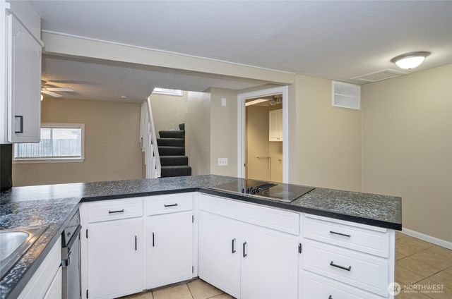 16313 64th Street E, Sumner, WA 98390