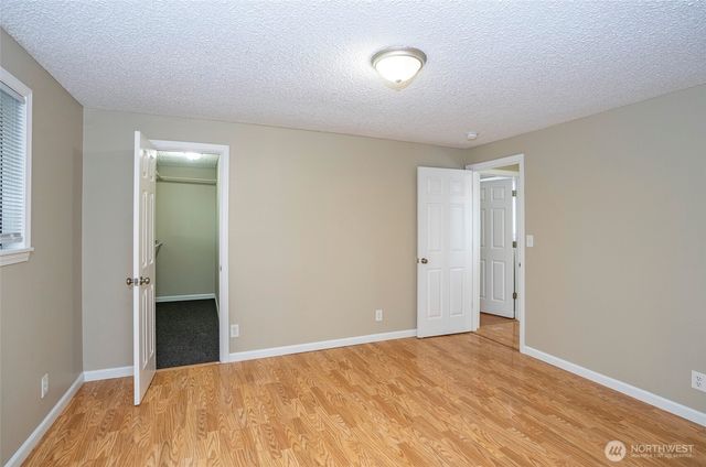 16313 64th Street E, Sumner, WA 98390