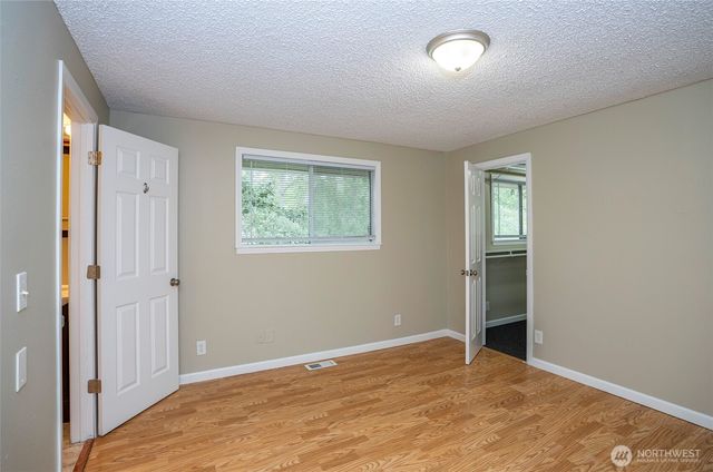 16313 64th Street E, Sumner, WA 98390