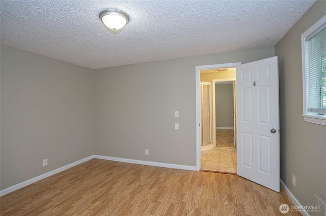16313 64th Street E, Sumner, WA 98390