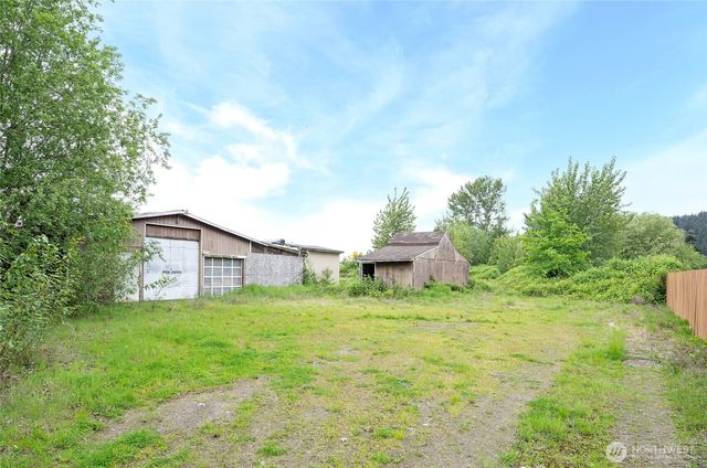 16313 64th Street E, Sumner, WA 98390
